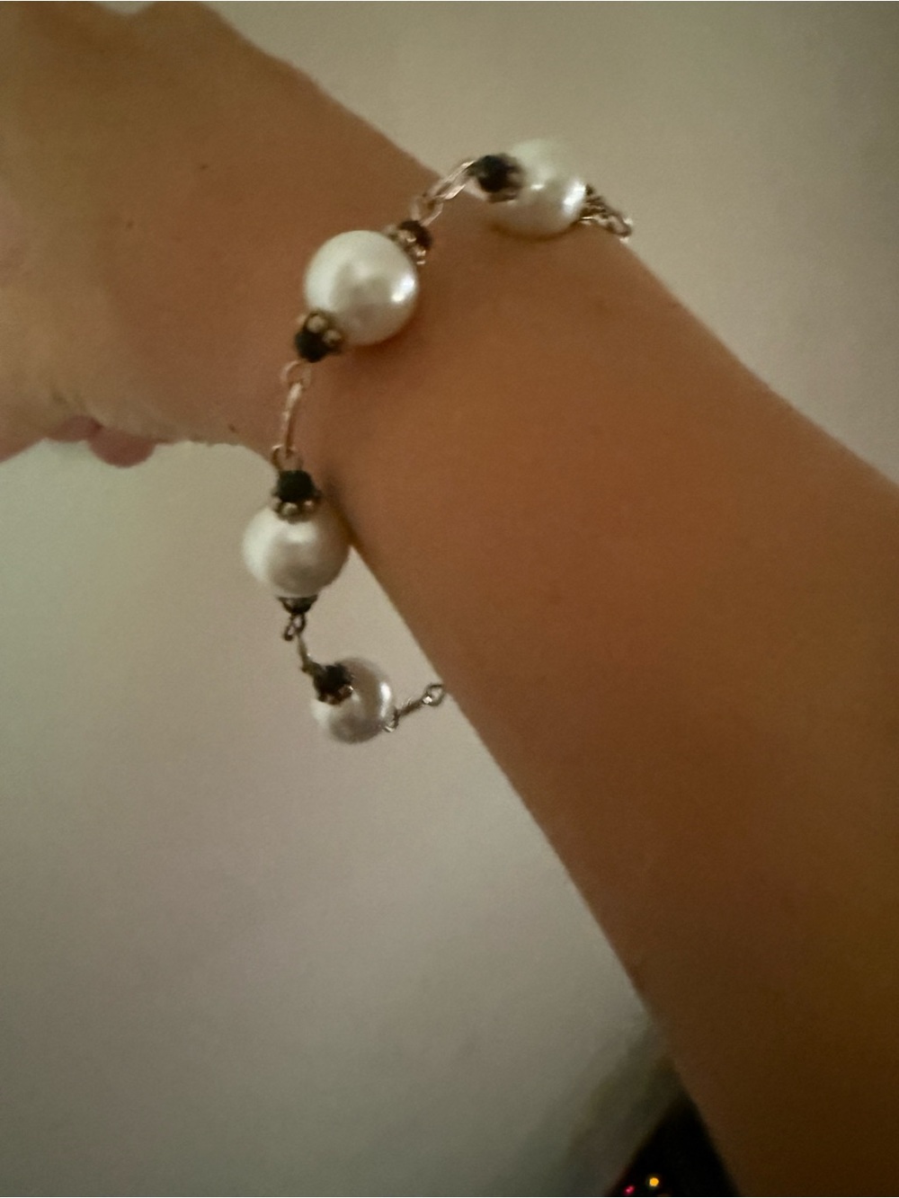 Delicate White Fashion Pearl Link Bracelet for Women